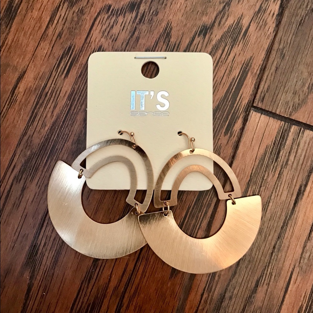 Gold earrings